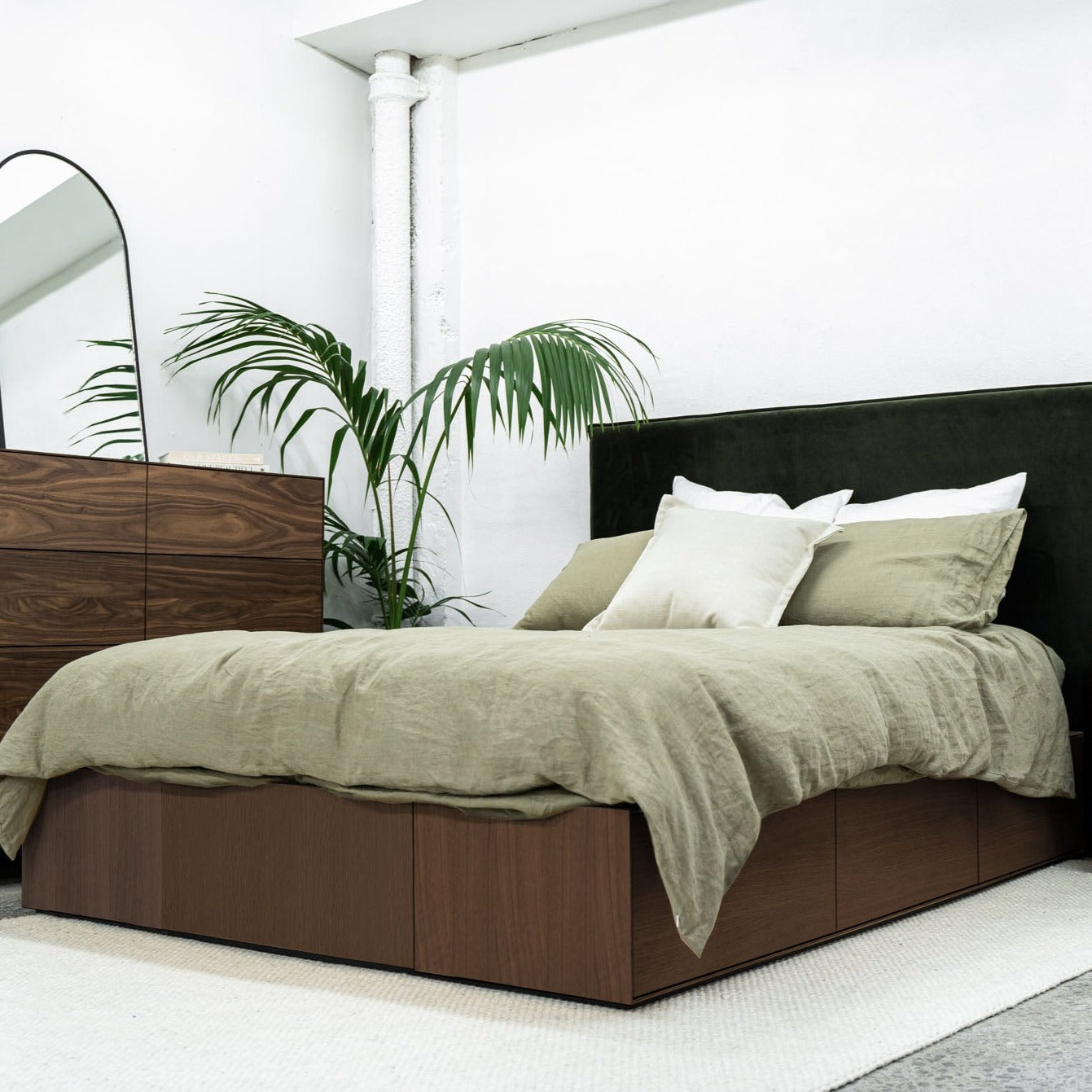 Slim 7 Drawer Bed Base